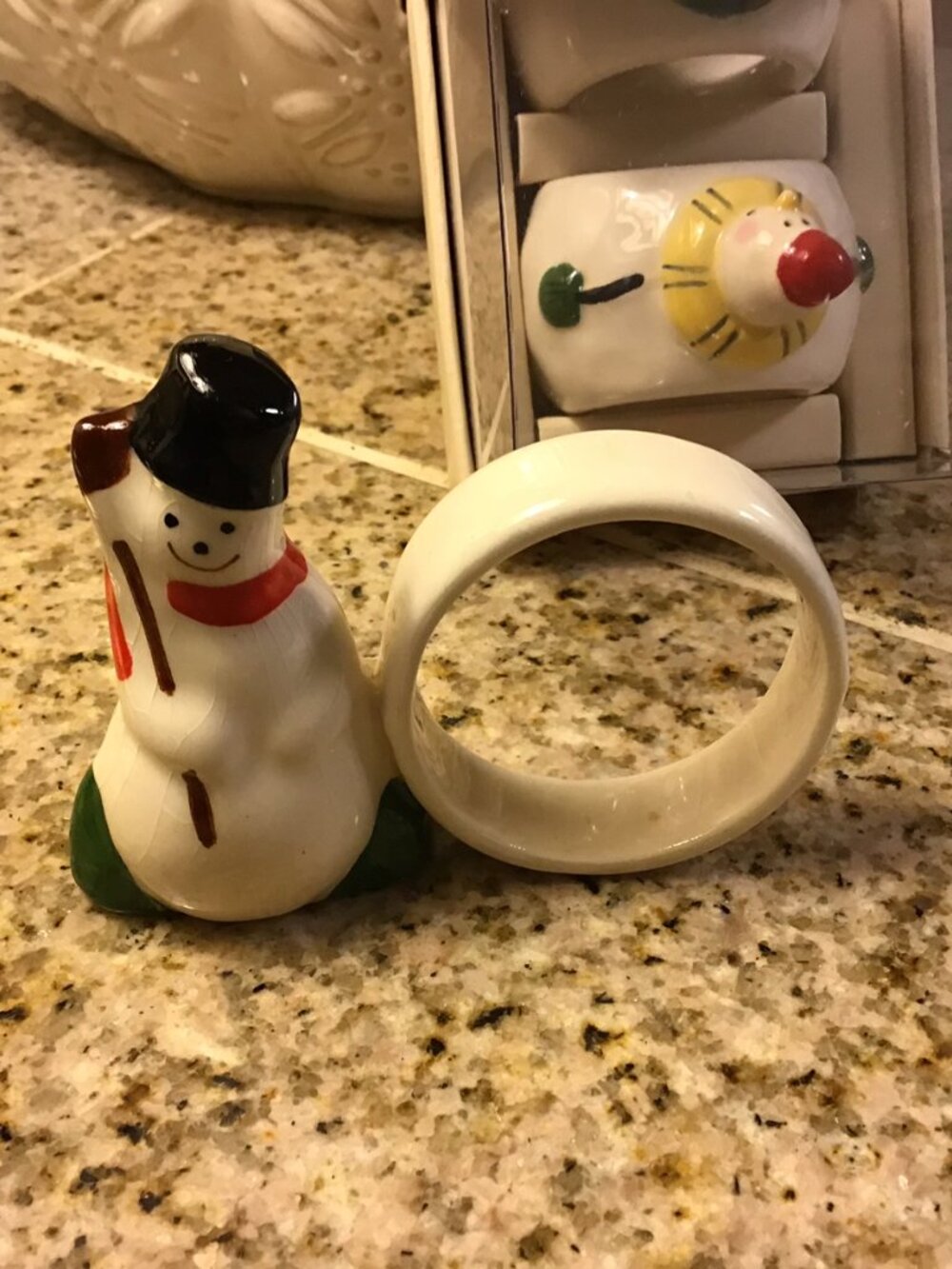NEW Snowman MCM and Contemporary Napkin Rings 2 sets